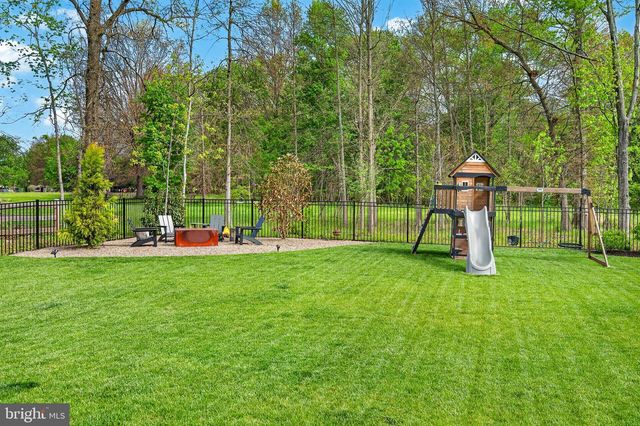 2560 HOLLY LN, Hatfield, PA 19440