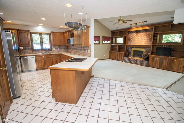 620 Heatherwood Court, Noblesville, IN 46062