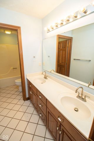 620 Heatherwood Court, Noblesville, IN 46062