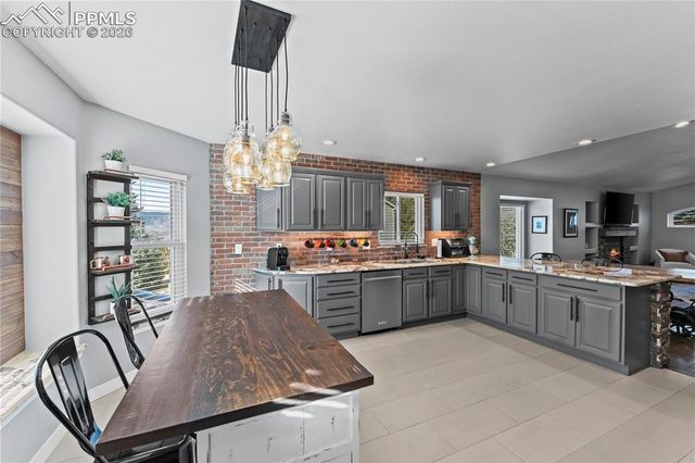 15515 Curwood Drive, Colorado Springs, CO 80921