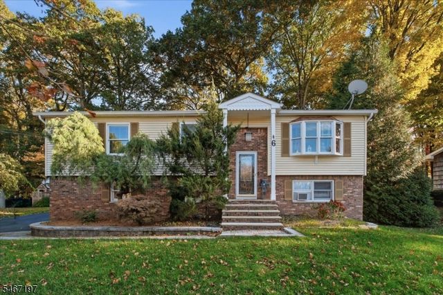 6 Saturn Ct, Vernon Twp., NJ 07422