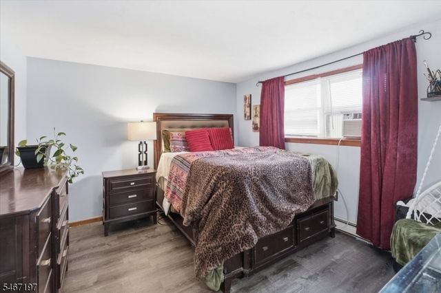 6 Saturn Ct, Vernon Twp., NJ 07422