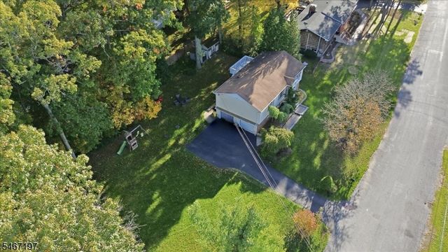 6 Saturn Ct, Vernon Twp., NJ 07422