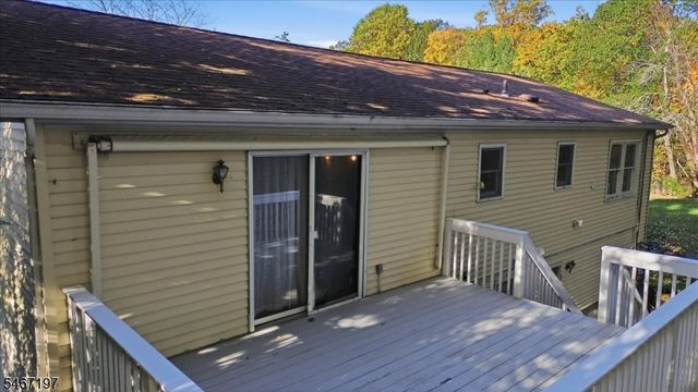 6 Saturn Ct, Vernon Twp., NJ 07422