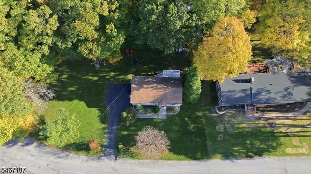6 Saturn Ct, Vernon Twp., NJ 07422