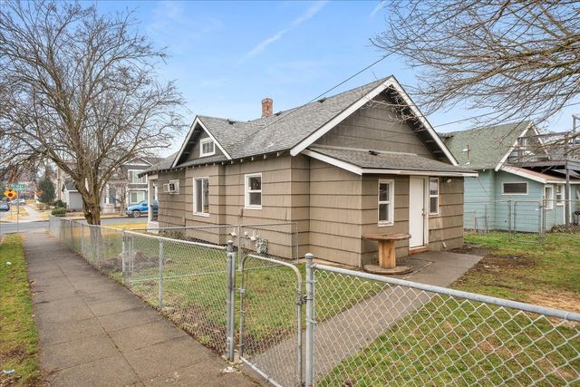 2304 W Bridge Ave, Spokane, WA 99201
