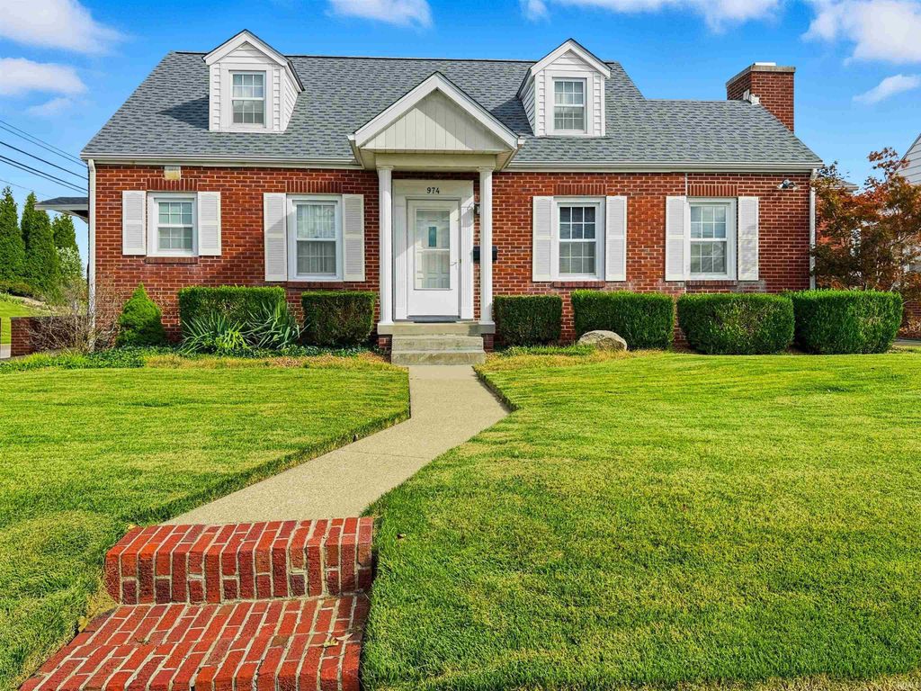 974 MacArthur Street, Jasper, IN 47546