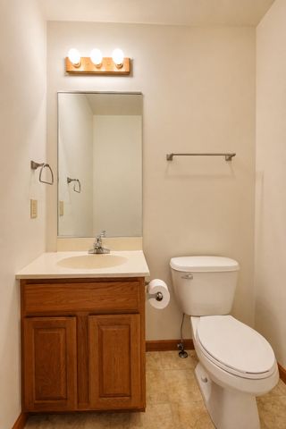 127 Juniper Street NW, Demotte, IN 46310