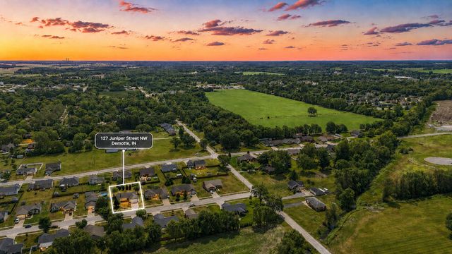 127 Juniper Street NW, Demotte, IN 46310
