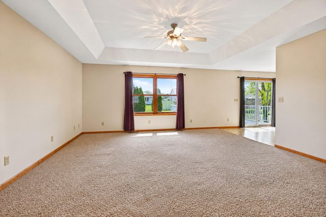 127 Juniper Street NW, Demotte, IN 46310