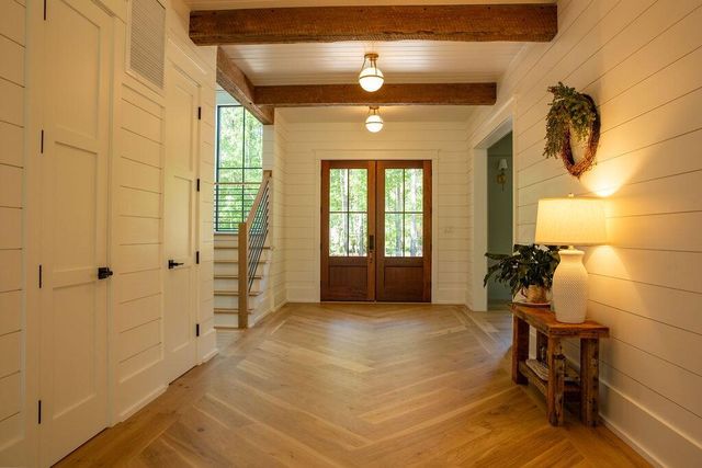 496 Commonwealth Road, Mount Pleasant, SC 29466
