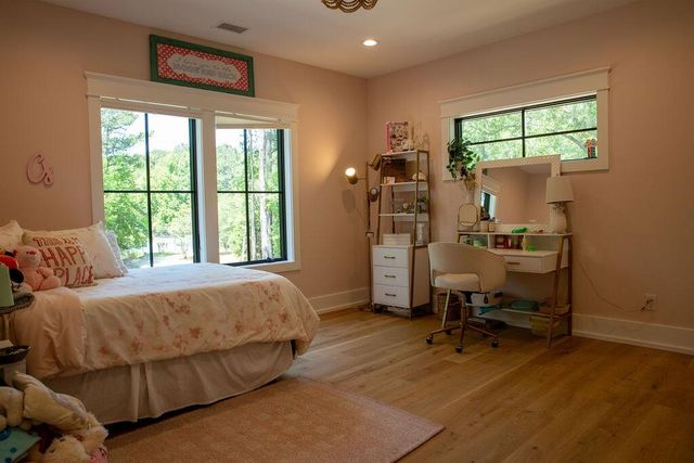 496 Commonwealth Road, Mount Pleasant, SC 29466