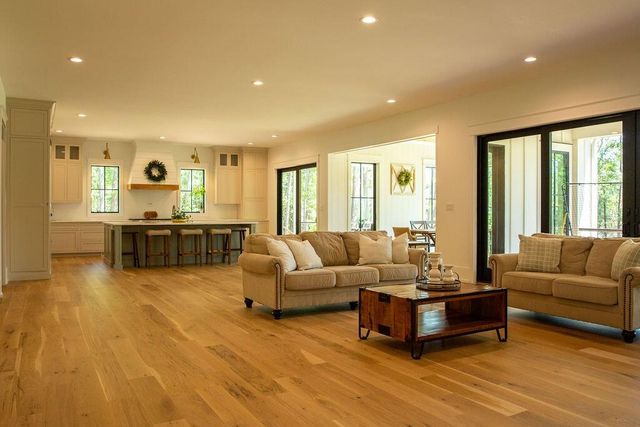 496 Commonwealth Road, Mount Pleasant, SC 29466