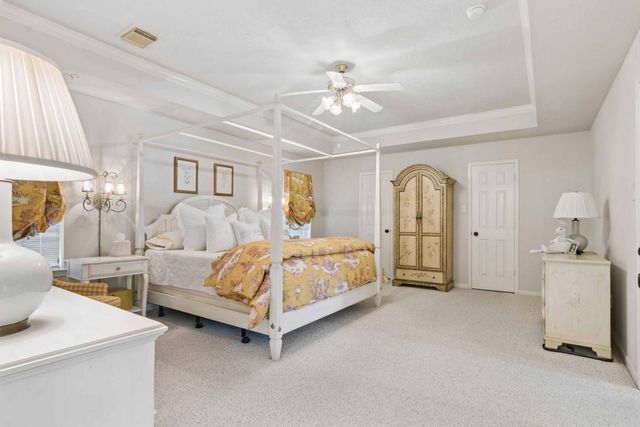 4306 Green Tree Court, Pasadena, TX 77505