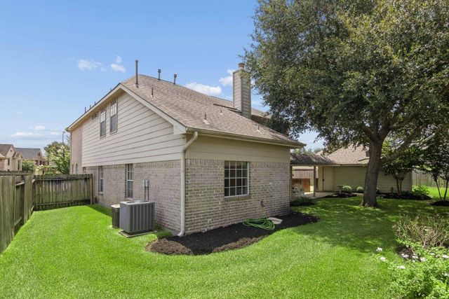 4306 Green Tree Court, Pasadena, TX 77505