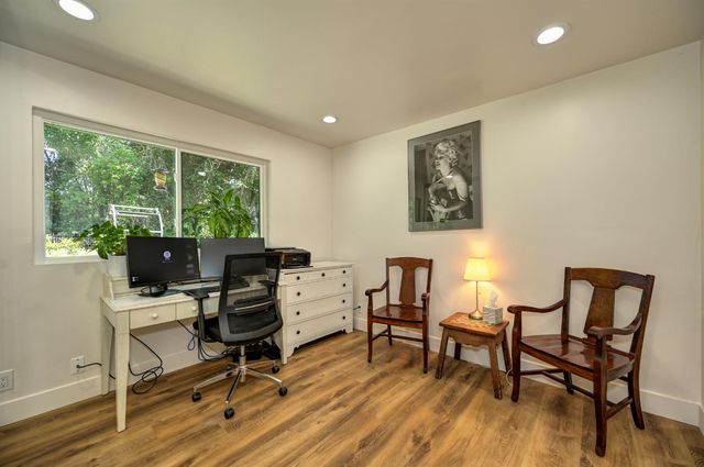 8635 Winding Way, Fair Oaks, CA 95628