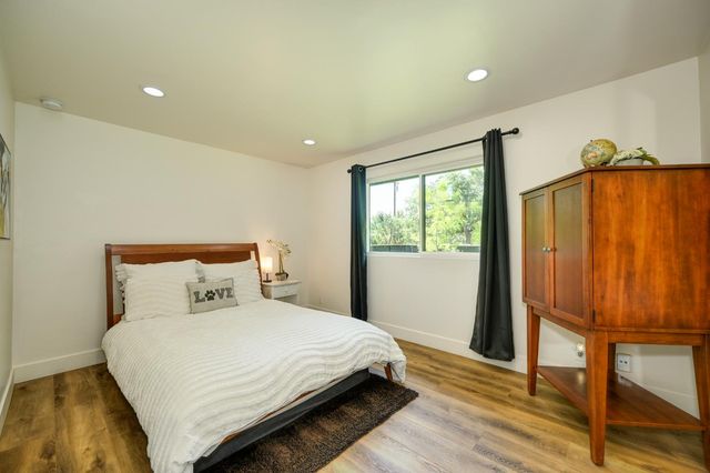 8635 Winding Way, Fair Oaks, CA 95628