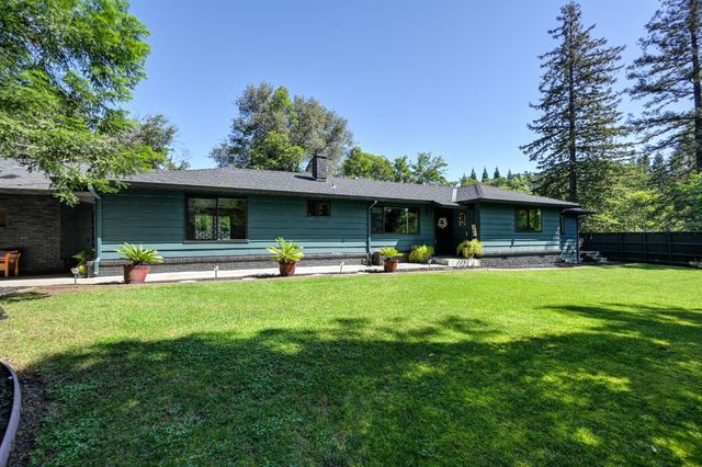 8635 Winding Way, Fair Oaks, CA 95628