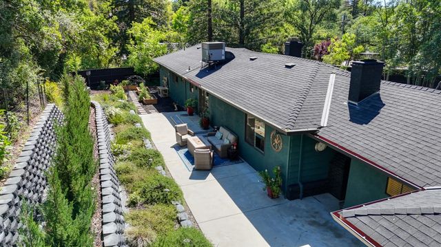 8635 Winding Way, Fair Oaks, CA 95628