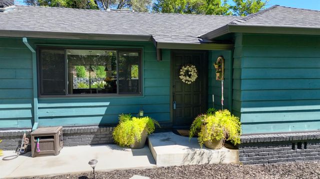 8635 Winding Way, Fair Oaks, CA 95628
