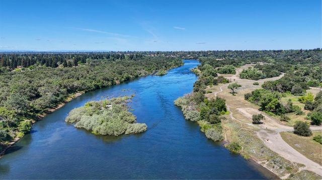 8635 Winding Way, Fair Oaks, CA 95628