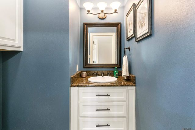 24929 Plantation Lake Ave, Denham Springs, LA 70726