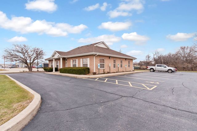 70 McDonald Avenue, Joliet, IL 60431