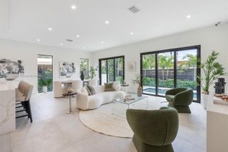 1814 Middle River Dr, Fort Lauderdale, FL 33305