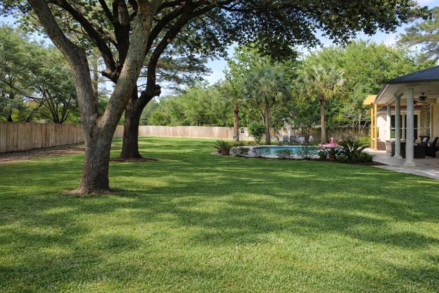 16019 Roseview Lane, Cypress, TX 77429