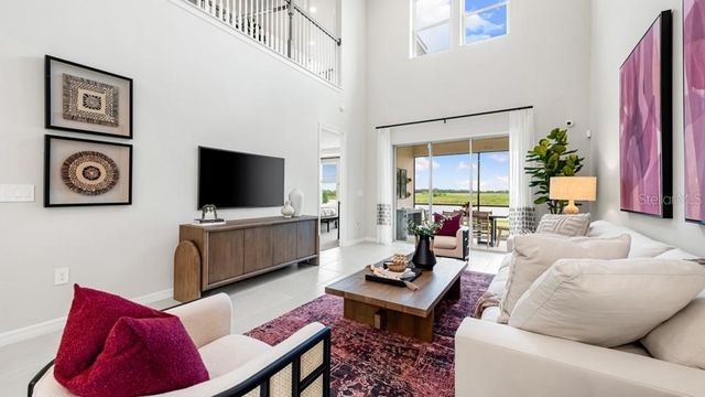 11400 STRONG STEM ROW, San Antonio, FL 33576