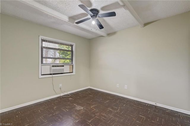 2202 Willow Road, Greensboro, NC 27406