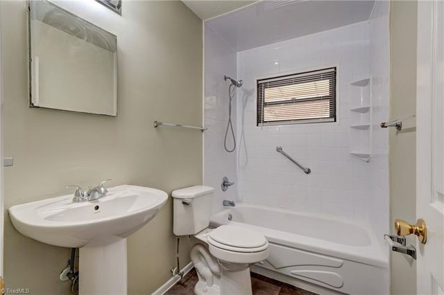 2202 Willow Road, Greensboro, NC 27406