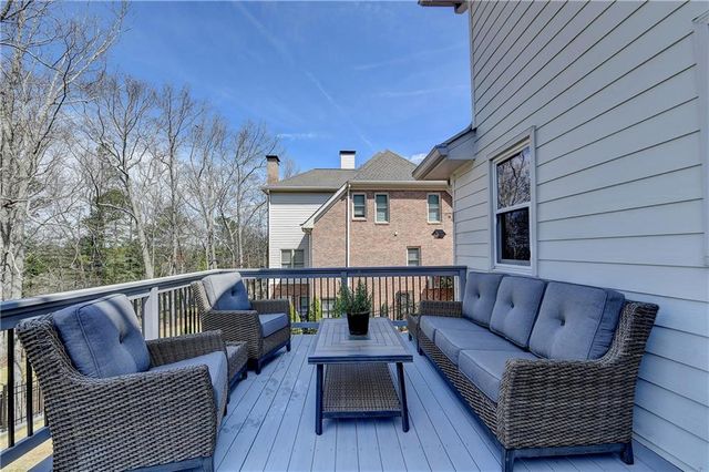 330 Mistwater Trace, Alpharetta, GA 30022