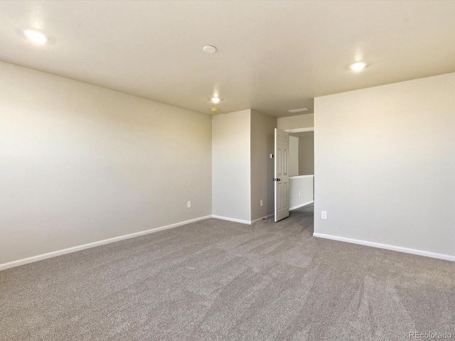 1596 Riverplace Dr 5, Windsor, CO 80550