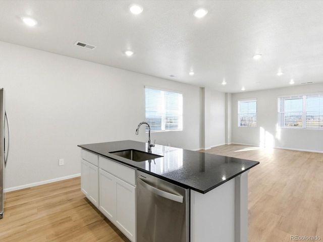 1596 Riverplace Dr 5, Windsor, CO 80550