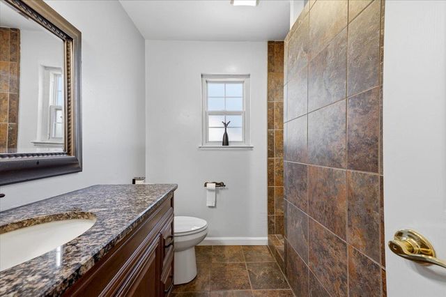7104 Willey Way, Carmichael, CA 95608