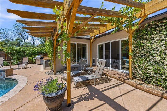 7104 Willey Way, Carmichael, CA 95608
