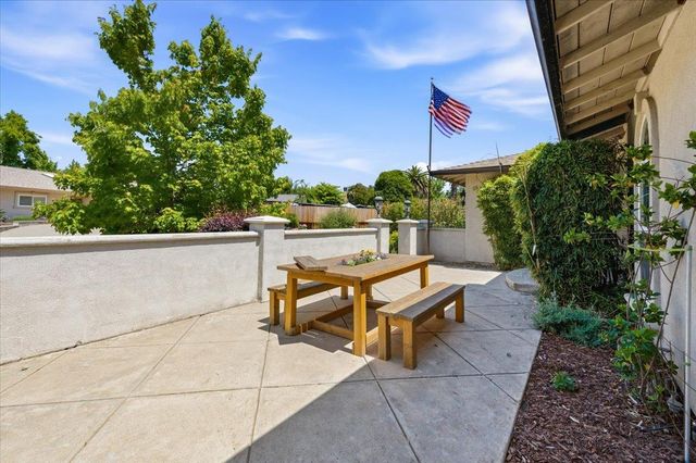 7104 Willey Way, Carmichael, CA 95608