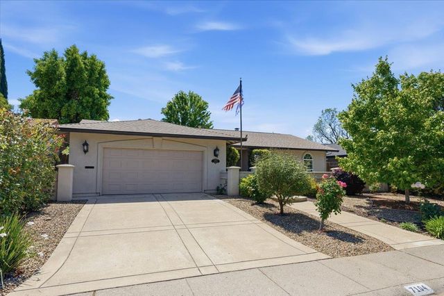 7104 Willey Way, Carmichael, CA 95608