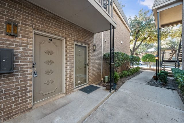 4420 Harlanwood Drive 131, Fort Worth, TX 76109