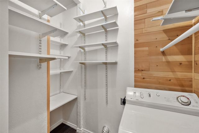 4420 Harlanwood Drive 131, Fort Worth, TX 76109