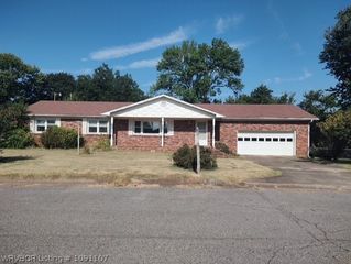 1111 N 59th Terrace, Fort Smith, AR 72904