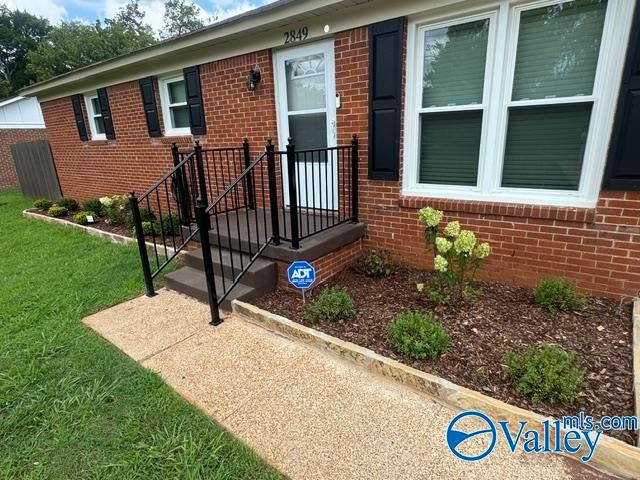 2849 Greenside Drive NW, Huntsville, AL 35816