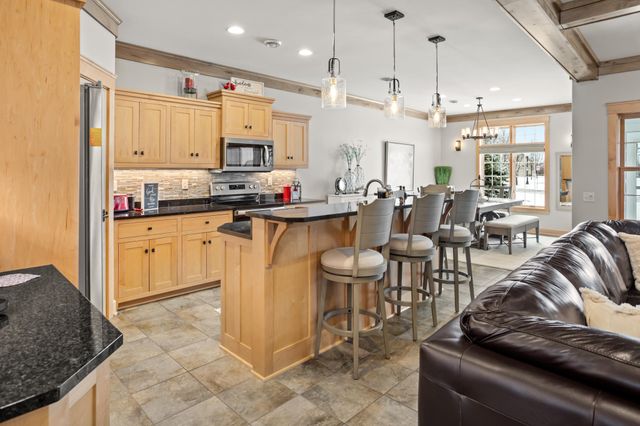 4303 44th Street S, Fargo, ND 58104