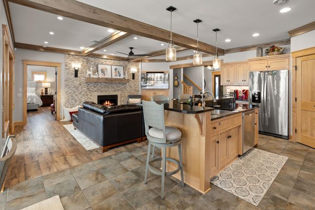 4303 44th Street S, Fargo, ND 58104