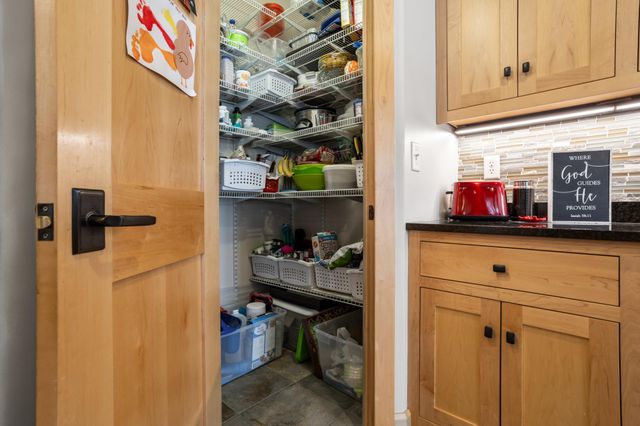 4303 44th Street S, Fargo, ND 58104