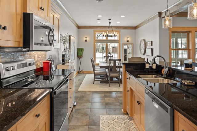 4303 44th Street S, Fargo, ND 58104