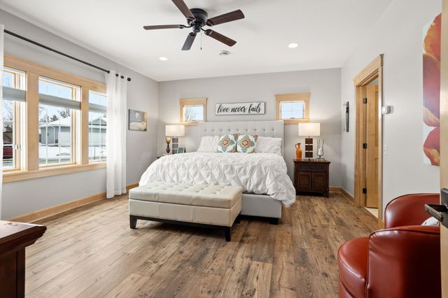 4303 44th Street S, Fargo, ND 58104