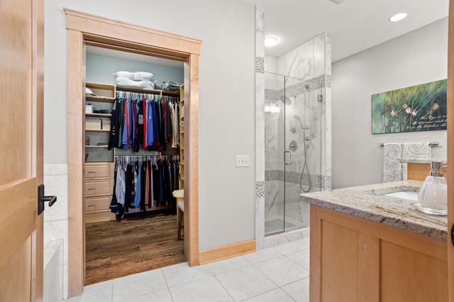 4303 44th Street S, Fargo, ND 58104