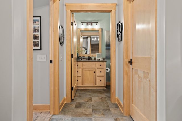 4303 44th Street S, Fargo, ND 58104